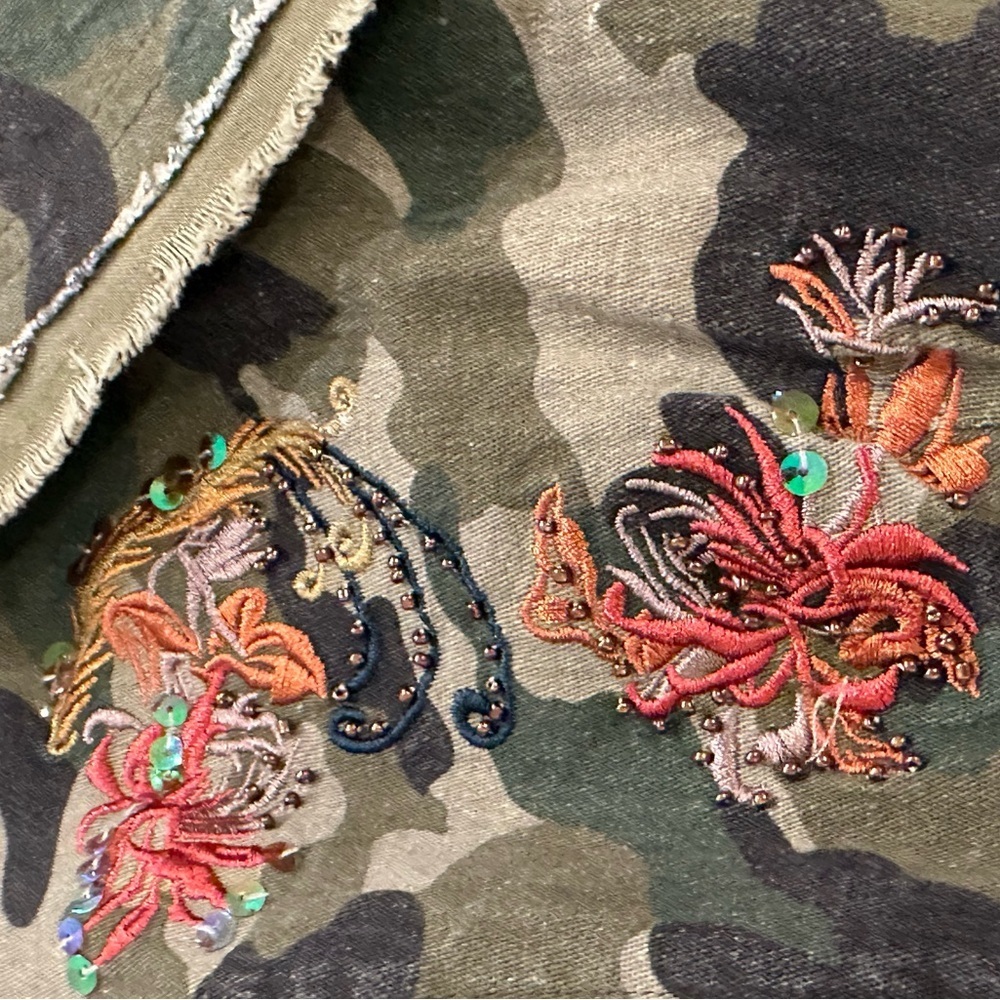 Luii Green Camo Utility Jacket with Embroidered Accents - Picture 4 of 5